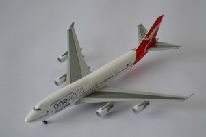 Aircraft Boeing B-747-400 Qantas OneWorld